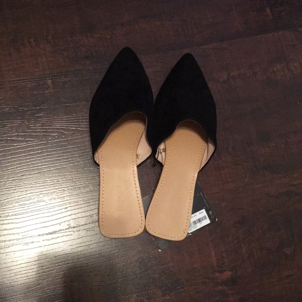 Forever 21 black slide mules